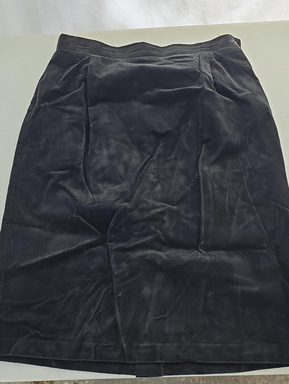 Black Velvet Pencil Skirt - Sleek Women's Workwear